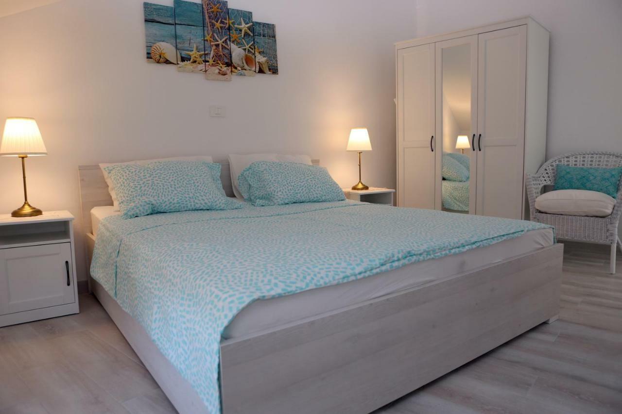 Sweet Suite With Free Private Parking พูลา ภายนอก รูปภาพ