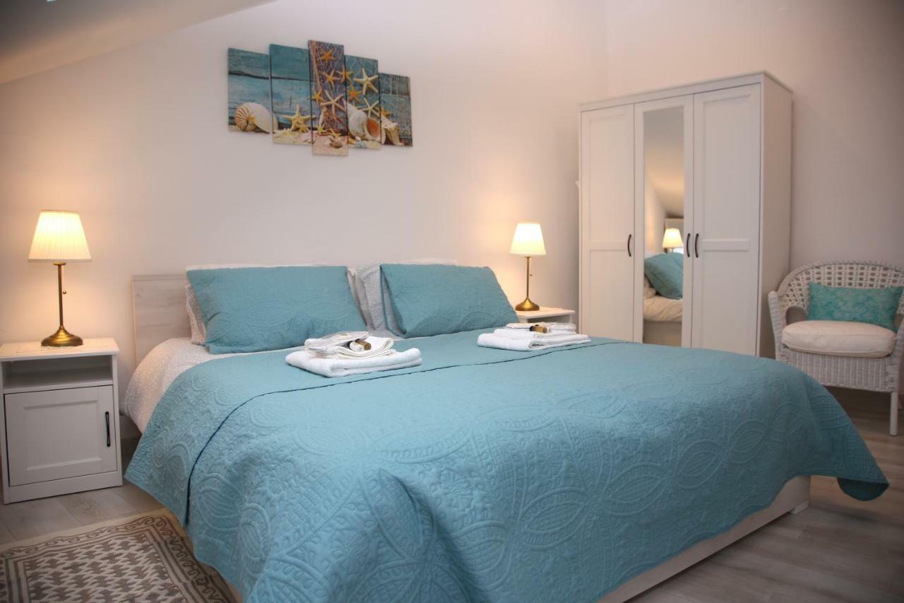 Sweet Suite With Free Private Parking พูลา ภายนอก รูปภาพ